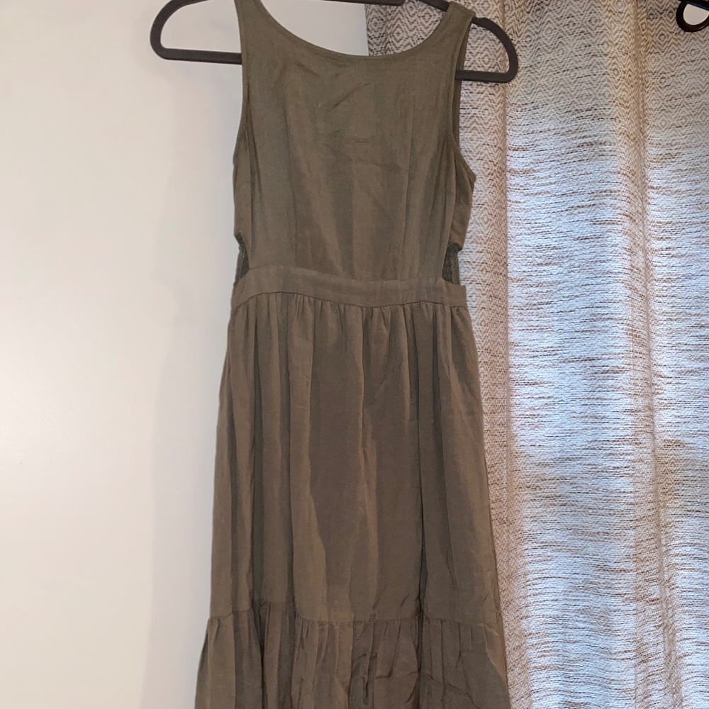 GREEN MAXI DRESS